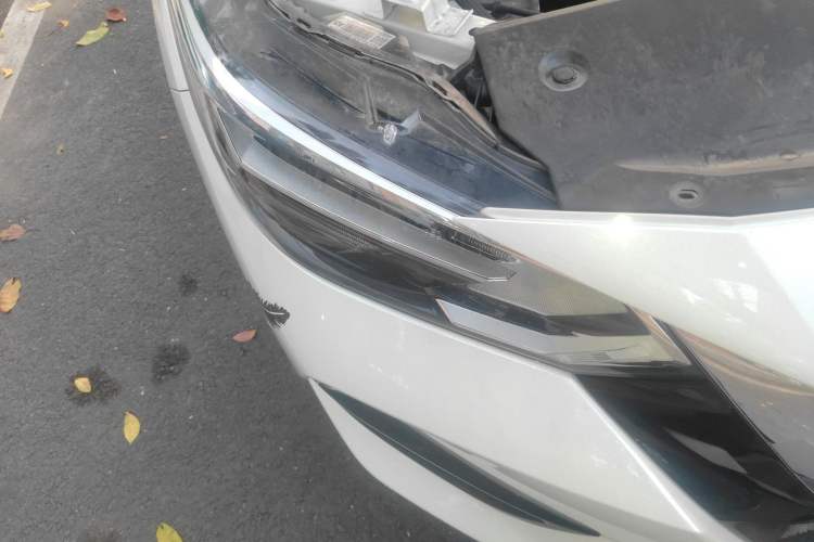 Used Nissan Sylphy 2021 1.6L XL CVT Enjoyment Edition Right Front Headlight