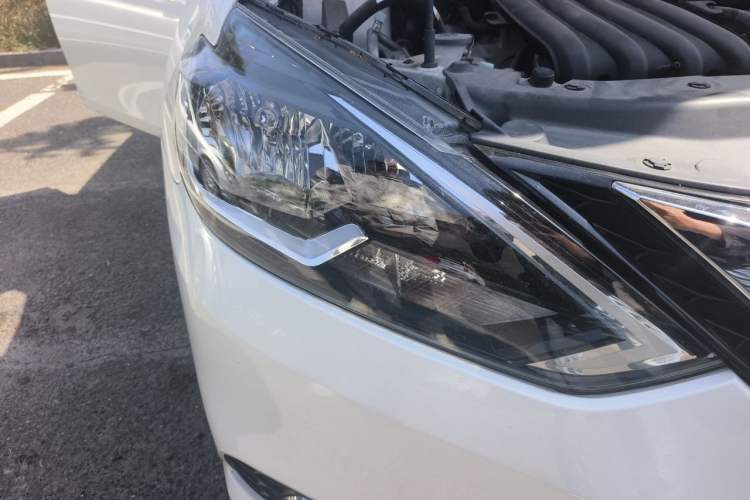Used Nissan Sylphy 2021 Classic 1.6XL CVT Luxury Edition Right Front Headlight