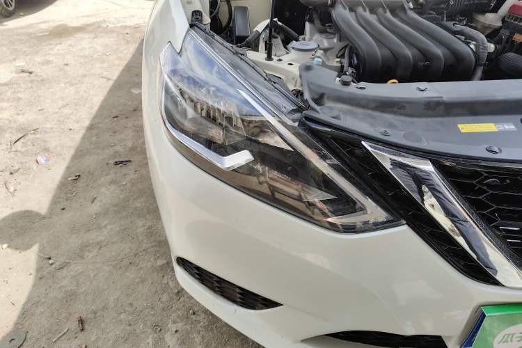 Used Nissan Sylphy 2021 Classic 1.6XE CVT Comfort Edition Right Front Headlight