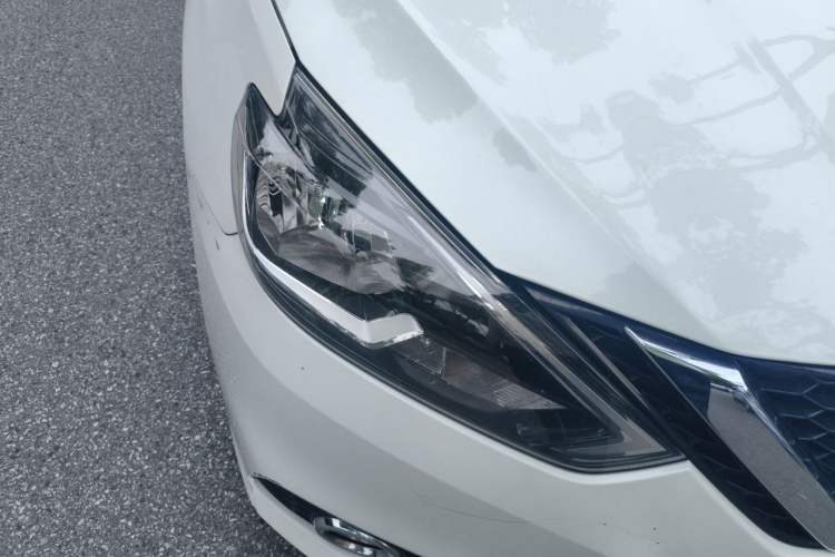 Used Nissan Sylphy 2021 Classic 1.6XE CVT Comfort Edition Right Front Headlight