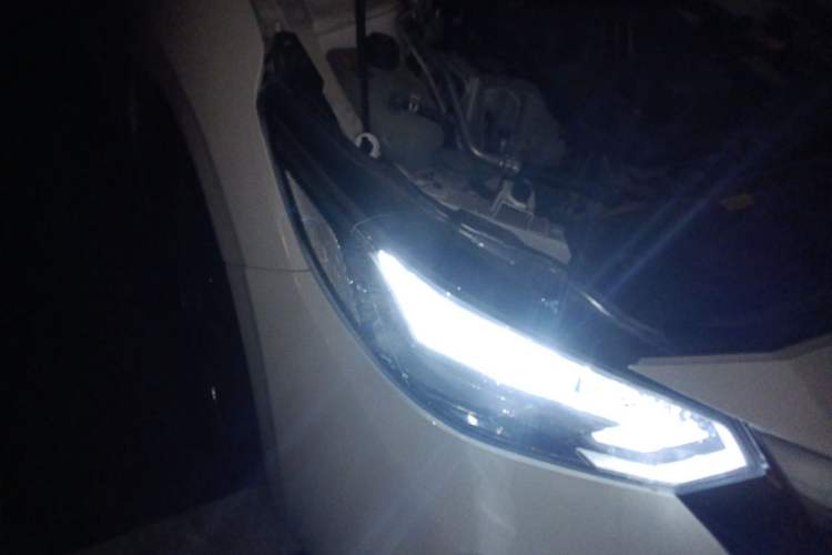 Used Nissan Sylphy 2021 1.6L XL CVT Enjoyment Edition Right Front Headlight