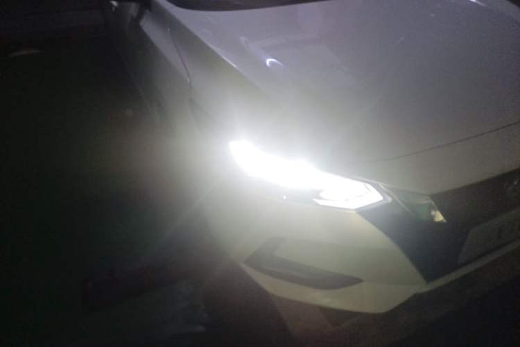 Used Nissan Sylphy 2021 1.6L XL CVT Enjoyment Edition Right Front Headlight