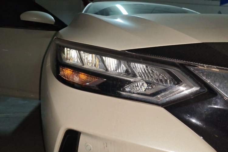 Used Nissan Sylphy 2021 1.6L XL CVT Enjoyment Edition Right Front Headlight