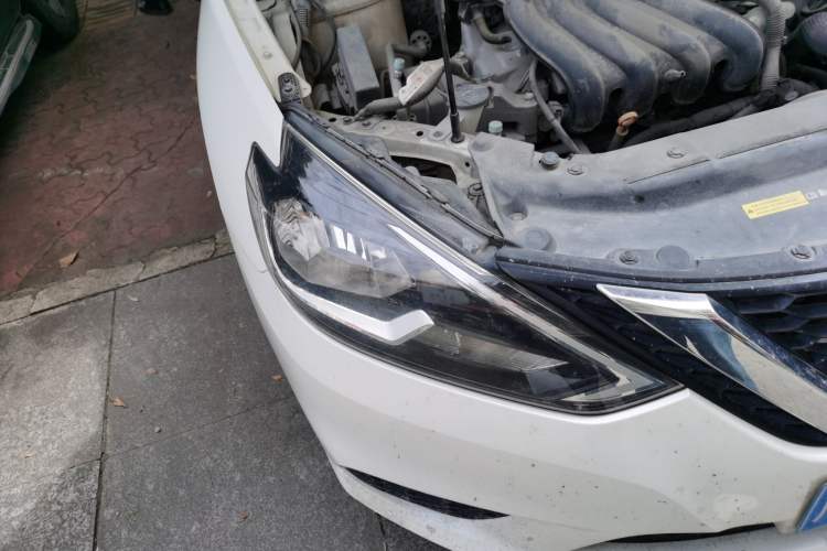 Used Nissan Sylphy 2021 Classic 1.6XE CVT Comfort Edition Right Front Headlight