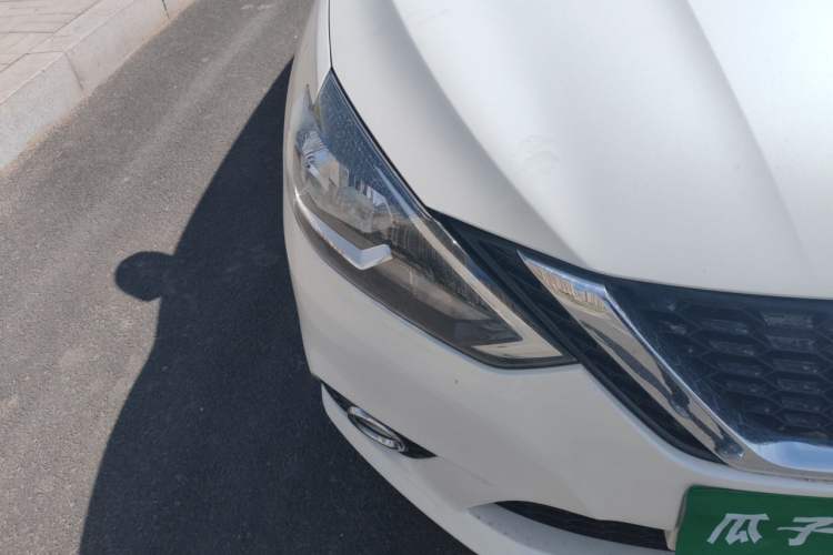 Used Nissan Sylphy 2021 Classic 1.6XL CVT Luxury Edition Right Front Headlight