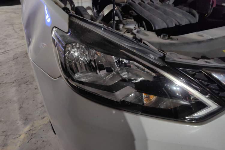 Used Nissan Sylphy 2021 Classic 1.6XE CVT Comfort Edition Right Front Headlight