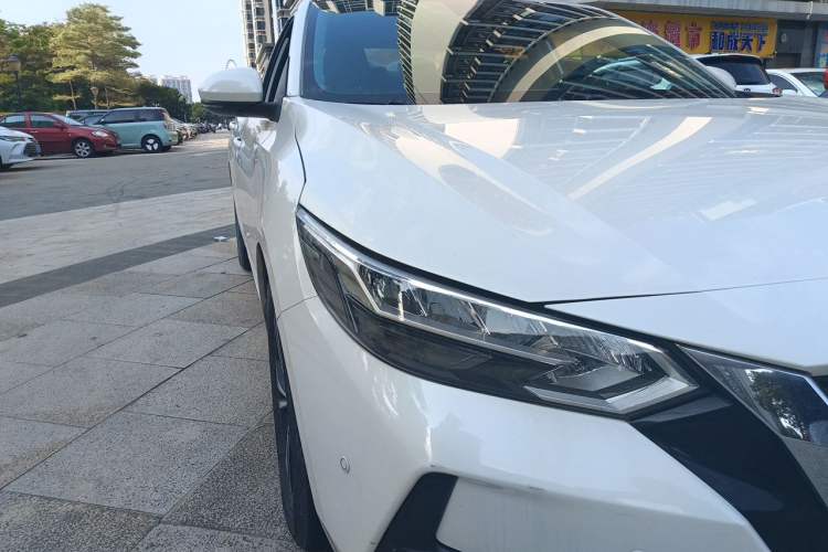 Used Nissan Sylphy 2021 1.6L XL CVT Enjoyment Edition Right Front Headlight