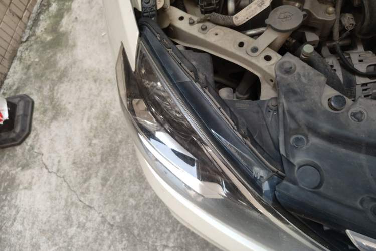 Used Nissan Sylphy 2021 Classic 1.6XE CVT Comfort Edition Right Front Headlight