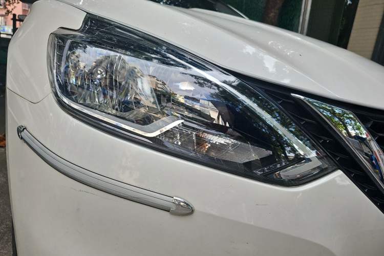 Used Nissan Sylphy 2021 Classic 1.6XL CVT Luxury Edition Right Front Headlight