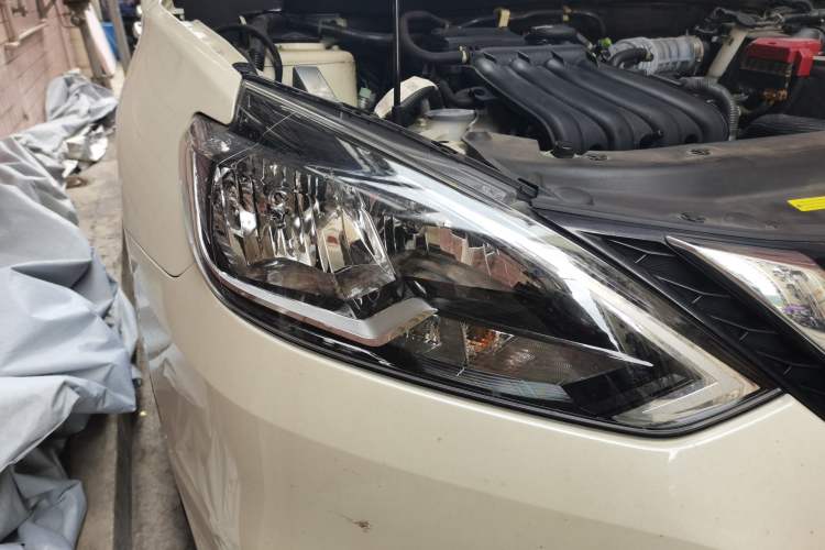 Used Nissan Sylphy 2021 Classic 1.6XL CVT Luxury Edition Right Front Headlight
