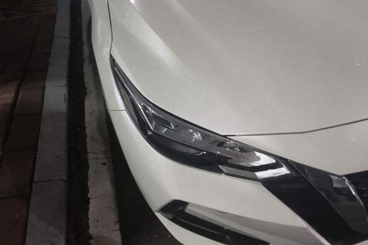 Used Nissan Sylphy 2021 1.6L XL CVT Enjoyment Edition Right Front Headlight
