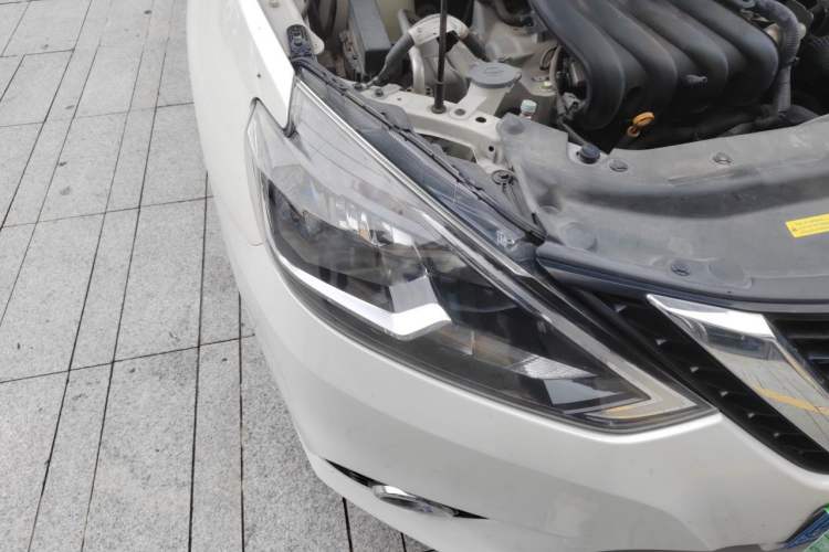 Used Nissan Sylphy 2021 Classic 1.6XL CVT Luxury Edition Right Front Headlight