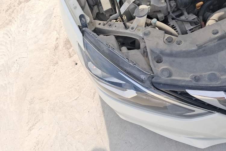 Used Nissan Sylphy 2021 Classic 1.6XE CVT Comfort Edition Right Front Headlight