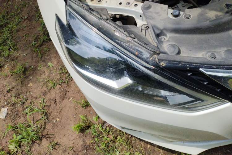 Used Nissan Sylphy 2021 Classic 1.6XL CVT Luxury Edition Right Front Headlight