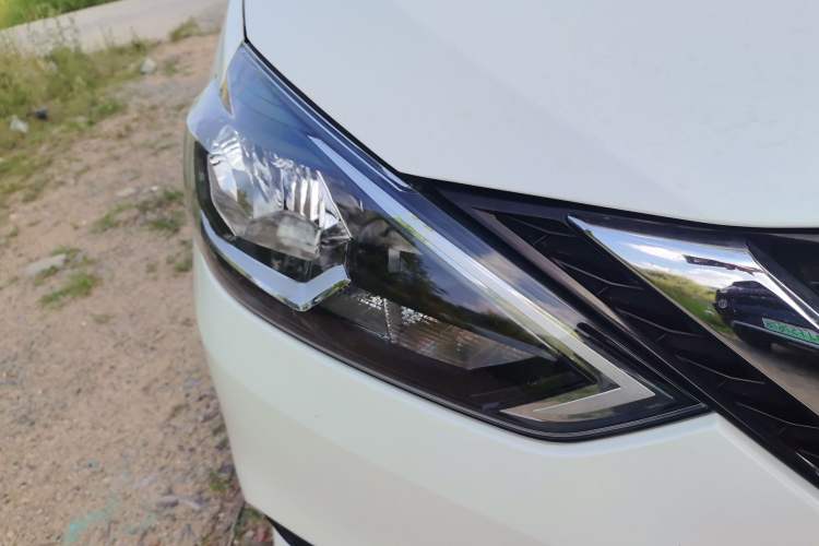 Used Nissan Sylphy 2021 Classic 1.6XE CVT Comfort Edition Right Front Headlight