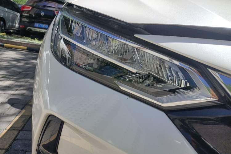 Used Nissan Sylphy 2021 1.6L XL CVT Enjoyment Edition Right Front Headlight