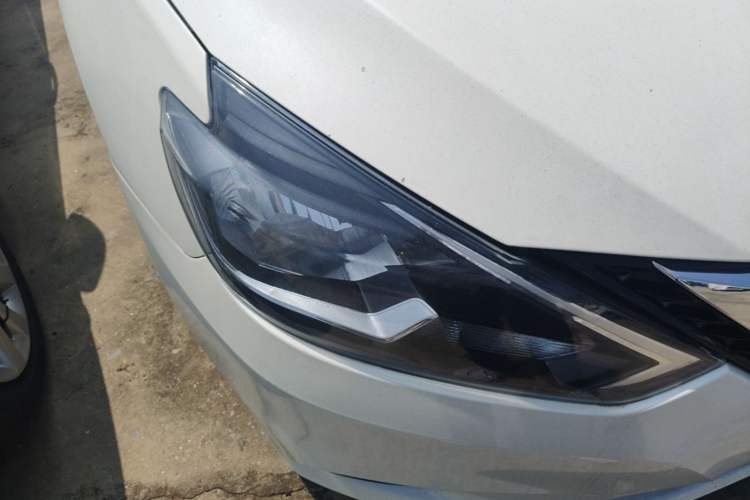 Used Nissan Sylphy 2021 Classic 1.6XE CVT Comfort Edition Right Front Headlight