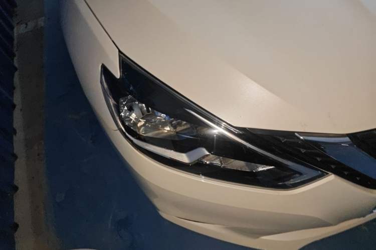 Used Nissan Sylphy 2021 Classic 1.6XE CVT Comfort Edition Right Front Headlight