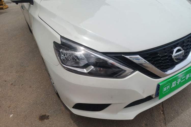 Used Nissan Sylphy 2021 Classic 1.6XE CVT Comfort Edition Right Front Headlight