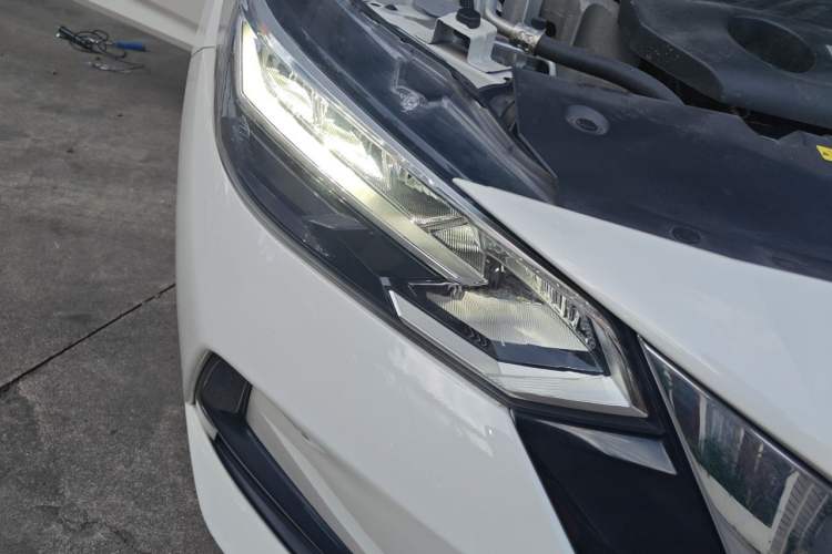 Used Nissan Sylphy 2021 1.6L XL CVT Enjoyment Edition Right Front Headlight