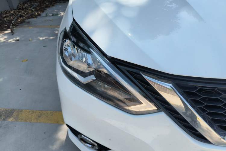 Used Nissan Sylphy 2021 Classic 1.6XL CVT Luxury Edition Right Front Headlight