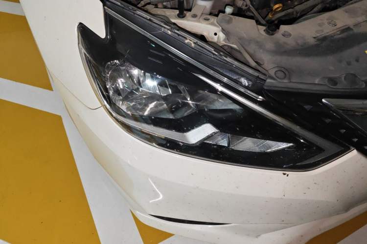 Used Nissan Sylphy 2021 Classic 1.6XE CVT Comfort Edition Right Front Headlight