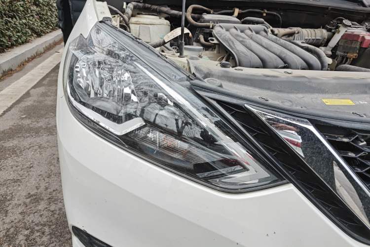 Used Nissan Sylphy 2021 Classic 1.6XE CVT Comfort Edition Right Front Headlight