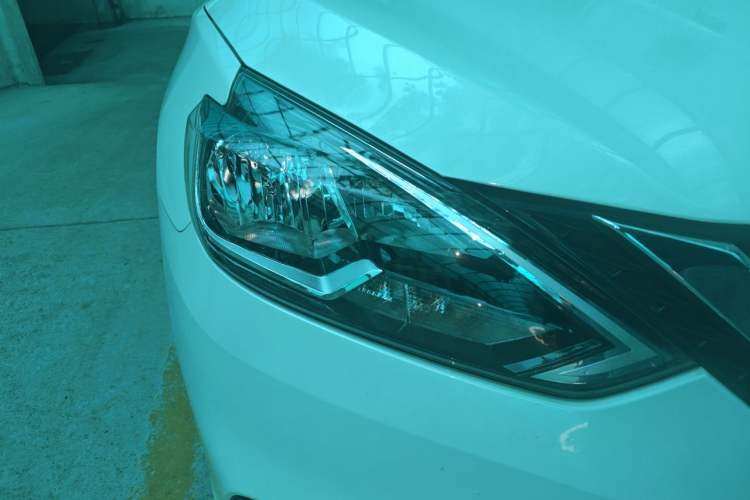 Used Nissan Sylphy 2021 Classic 1.6XL CVT Luxury Edition Right Front Headlight