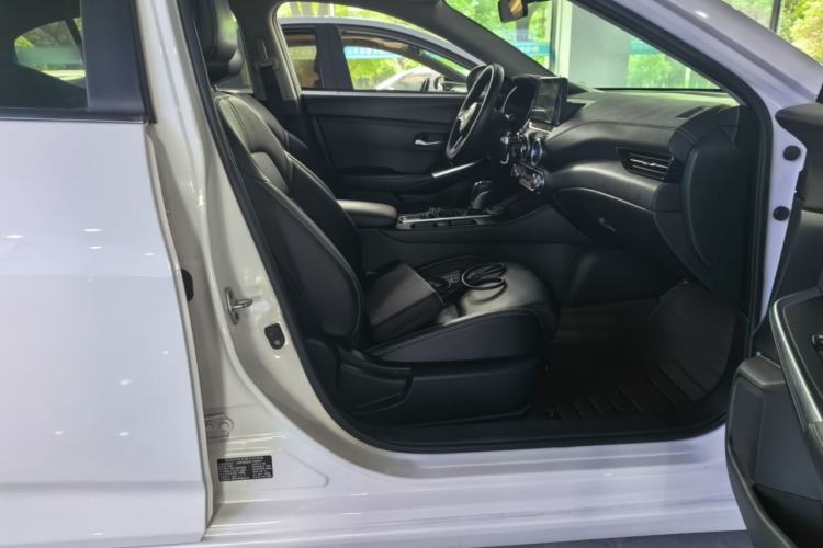 Used Nissan Sylphy 2021 1.6L XL CVT Enjoyment Edition Right Front Seat