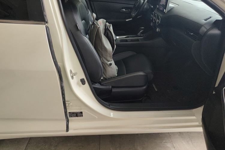 Used Nissan Sylphy 2021 1.6L XL CVT Enjoyment Edition Right Front Seat