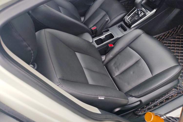 Used Nissan Sylphy 2021 Classic 1.6XL CVT Luxury Edition Right Front Seat