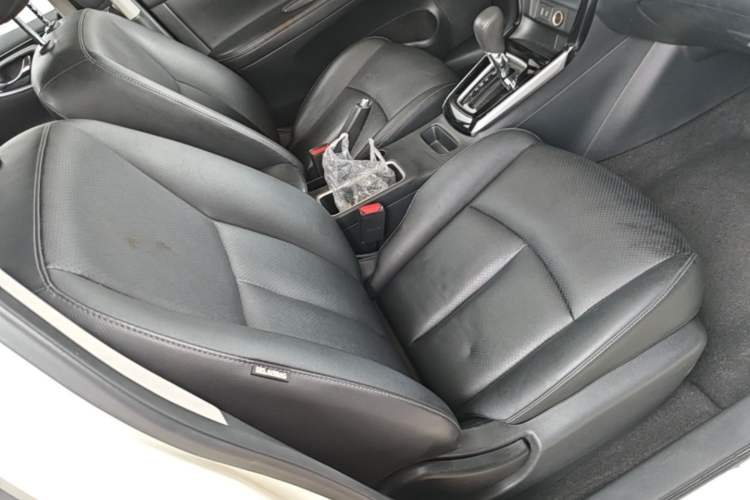 Used Nissan Sylphy 2021 Classic 1.6XL CVT Luxury Edition Right Front Seat