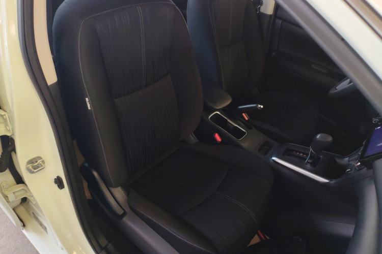 Used Nissan Sylphy 2021 Classic 1.6XE CVT Comfort Edition Right Front Seat