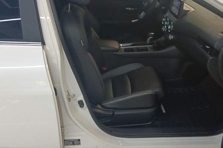 Used Nissan Sylphy 2021 1.6L XL CVT Enjoyment Edition Right Front Seat