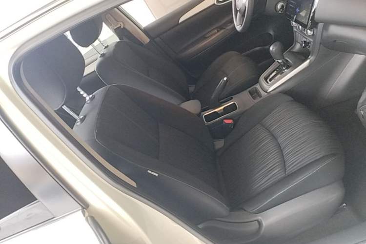 Used Nissan Sylphy 2021 Classic 1.6XL CVT Luxury Edition Right Front Seat