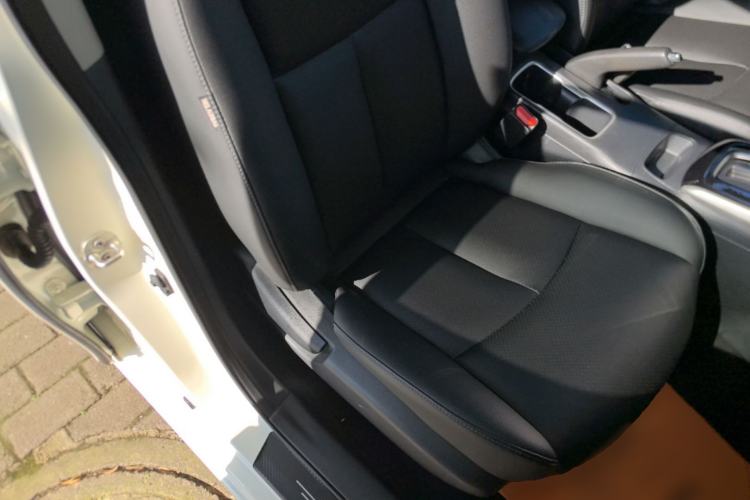 Used Nissan Sylphy 2021 Classic 1.6XL CVT Luxury Edition Right Front Seat