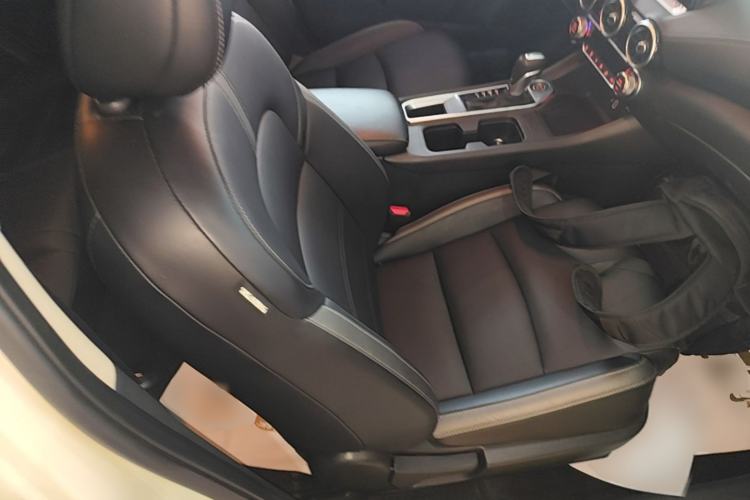 Used Nissan Sylphy 2021 1.6L XL CVT Enjoyment Edition Right Front Seat