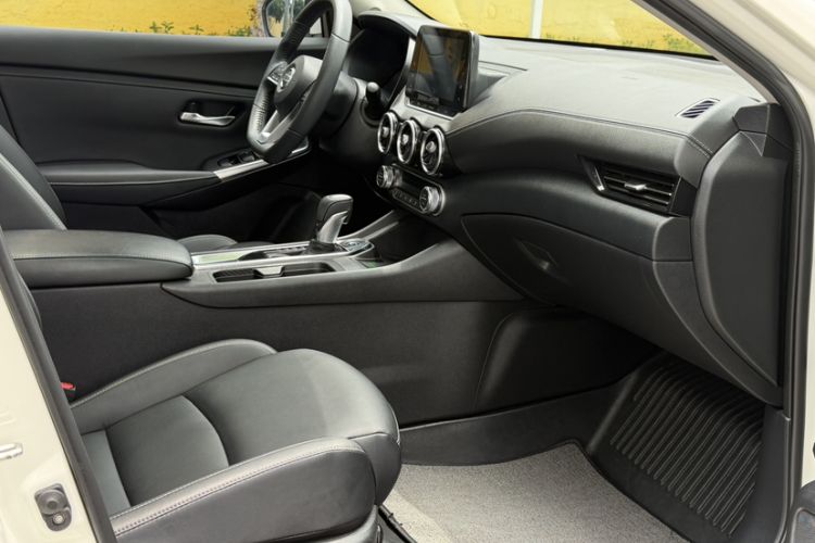 Used Nissan Sylphy 2021 1.6L XL CVT Enjoyment Edition Right Front Seat
