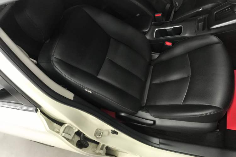 Used Nissan Sylphy 2021 Classic 1.6XE CVT Comfort Edition Right Front Seat