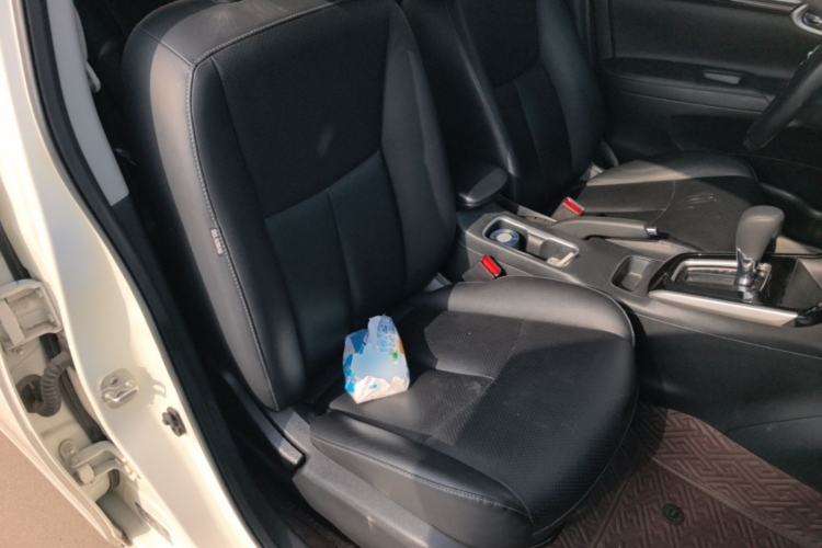 Used Nissan Sylphy 2021 Classic 1.6XL CVT Luxury Edition Right Front Seat