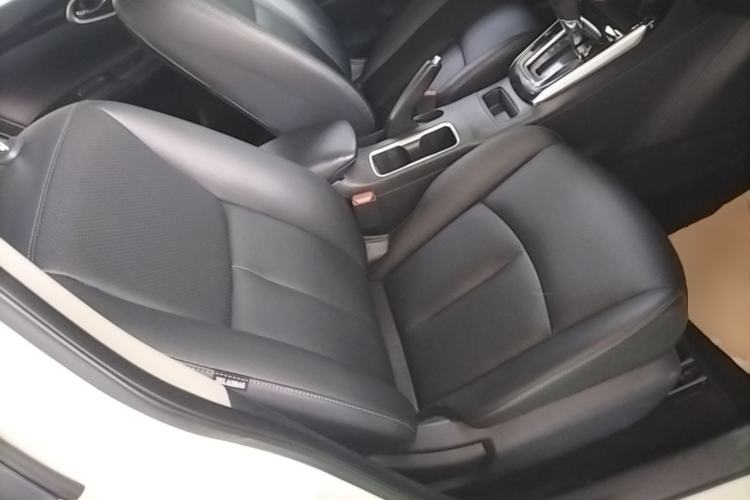 Used Nissan Sylphy 2021 Classic 1.6XL CVT Luxury Edition Right Front Seat