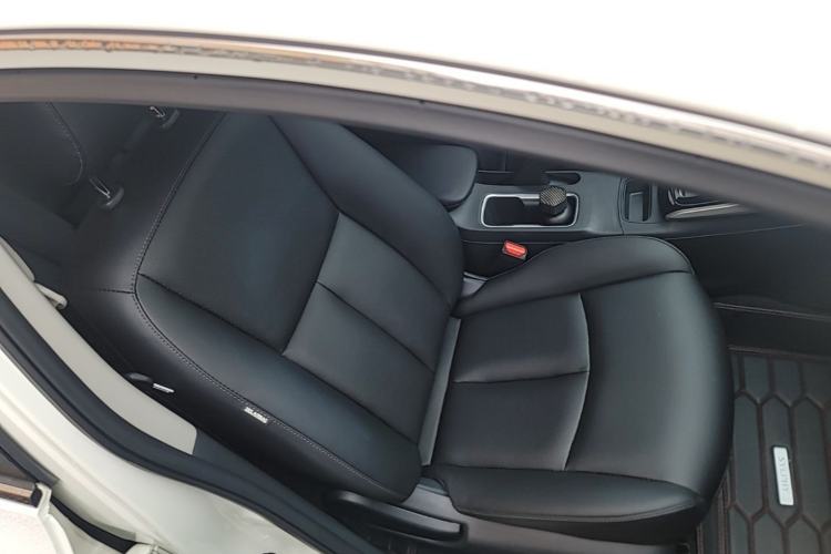Used Nissan Sylphy 2021 Classic 1.6XL CVT Luxury Edition Right Front Seat