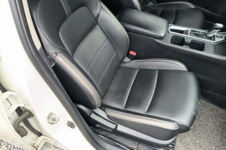 Used Nissan Sylphy 2021 1.6L XL CVT Enjoyment Edition Right Front Seat