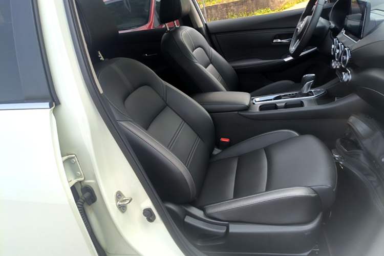 Used Nissan Sylphy 2021 1.6L XL CVT Enjoyment Edition Right Front Seat