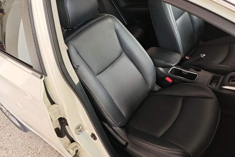 Used Nissan Sylphy 2021 Classic 1.6XE CVT Comfort Edition Right Front Seat