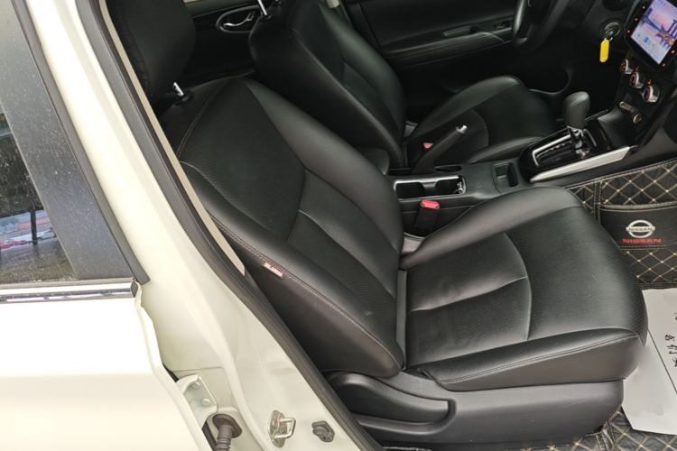 Used Nissan Sylphy 2021 Classic 1.6XL CVT Luxury Edition Right Front Seat