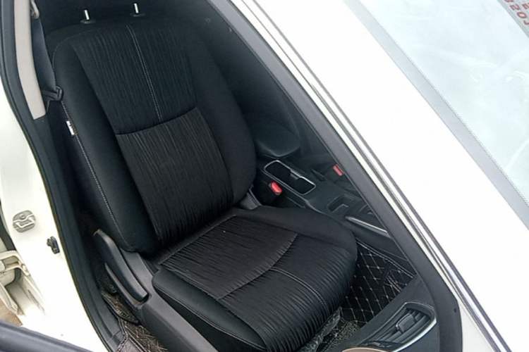Used Nissan Sylphy 2021 Classic 1.6XL CVT Luxury Edition Right Front Seat