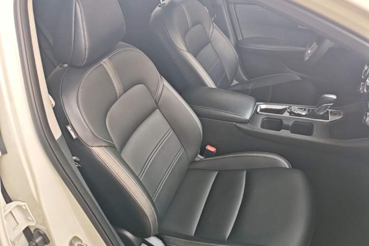 Used Nissan Sylphy 2021 1.6L XL CVT Enjoyment Edition Right Front Seat