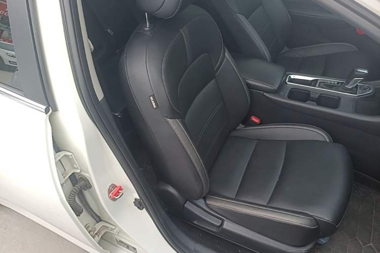Used Nissan Sylphy 2021 1.6L XL CVT Enjoyment Edition Right Front Seat