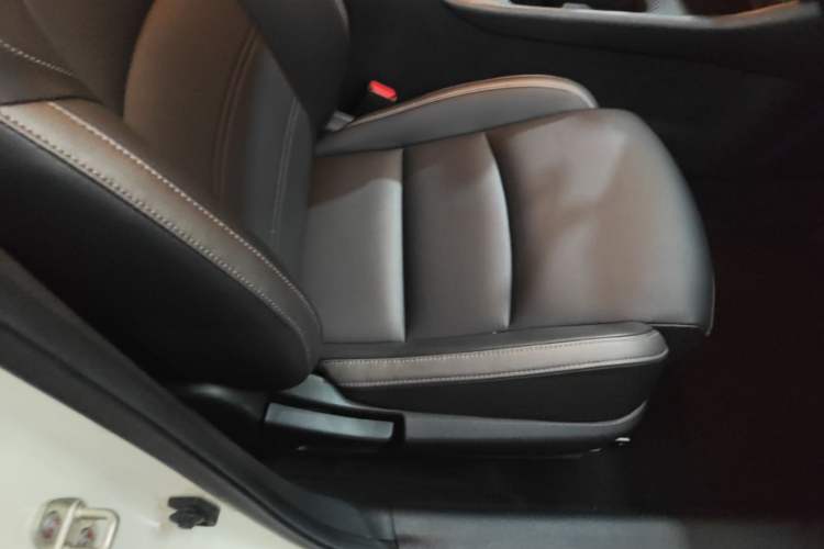Used Nissan Sylphy 2021 1.6L XL CVT Enjoyment Edition Right Front Seat
